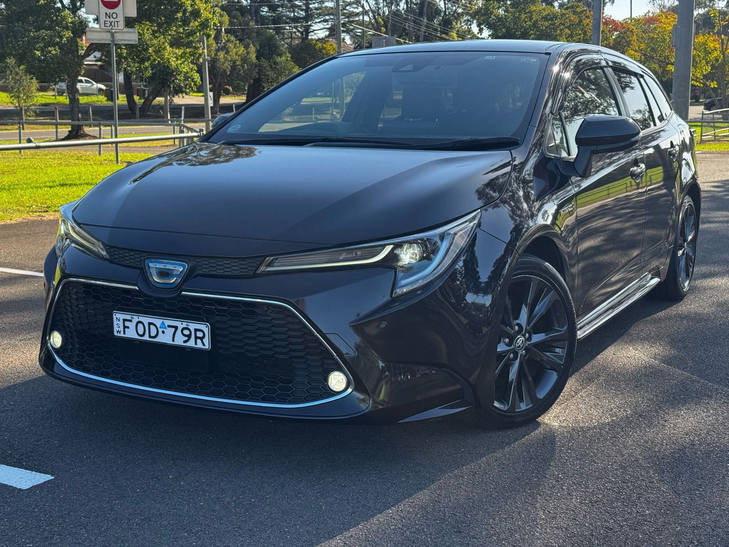 2019 Toyota Corolla Touring Wagon Hybrid