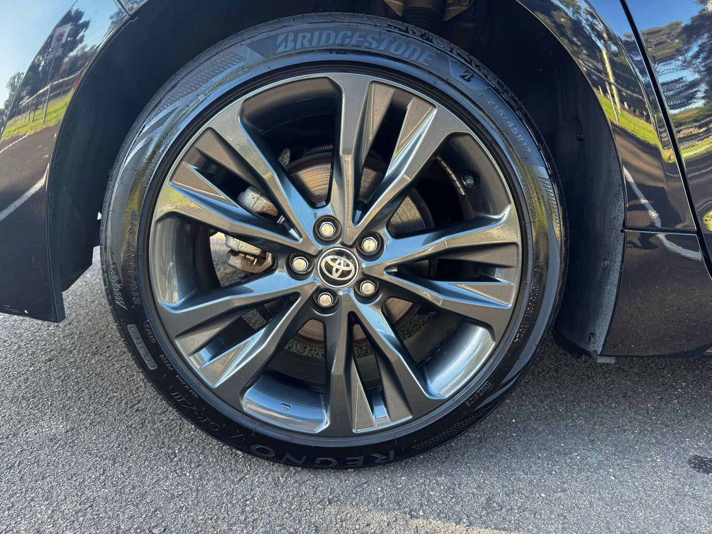 2019 Toyota Corolla Touring Wagon Hybrid