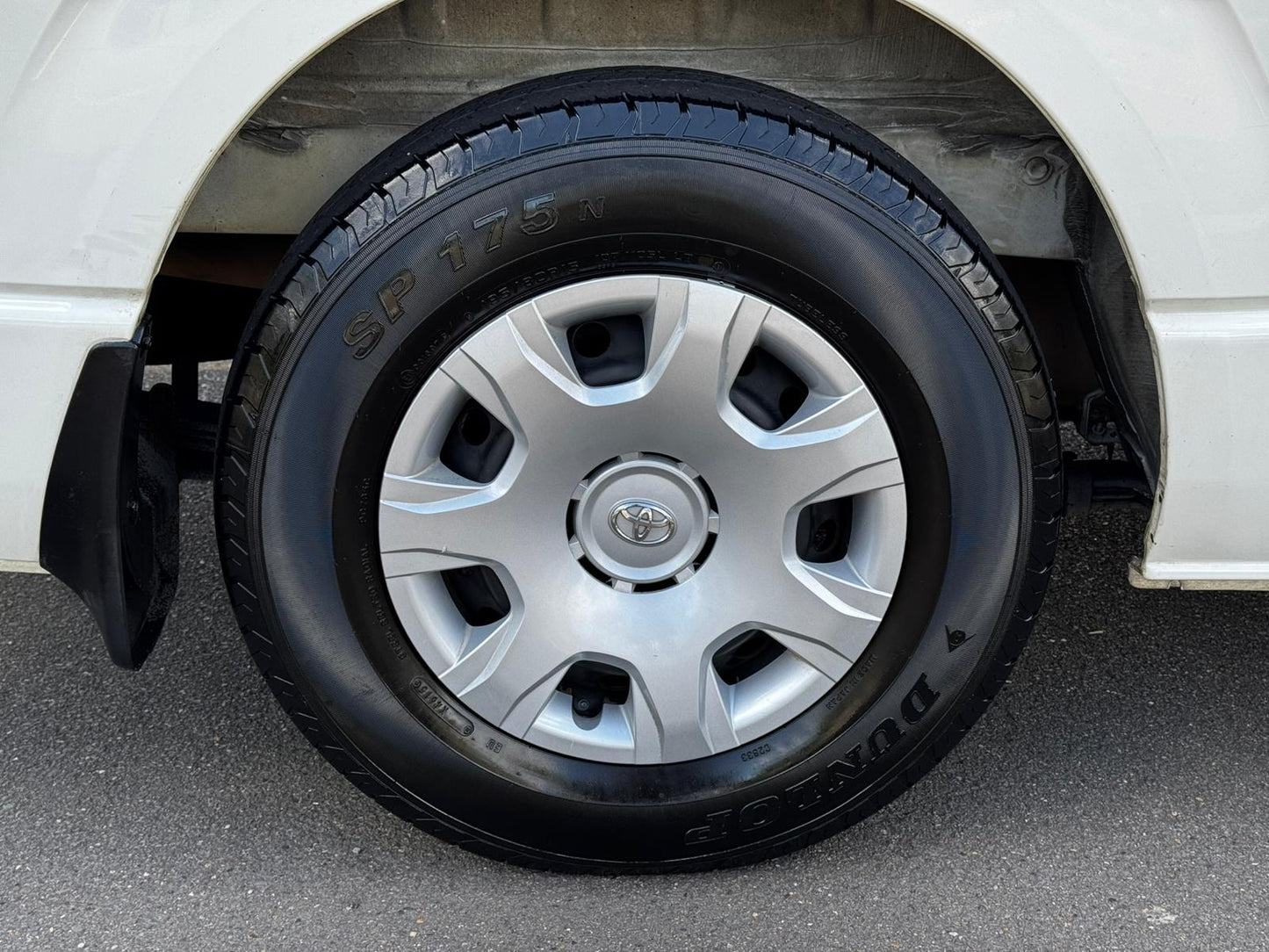 2016 Toyota Hiace GL Pack