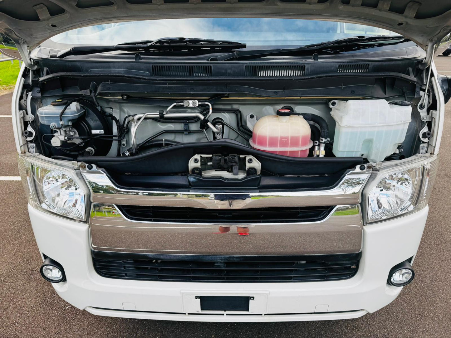 2016 Toyota Hiace