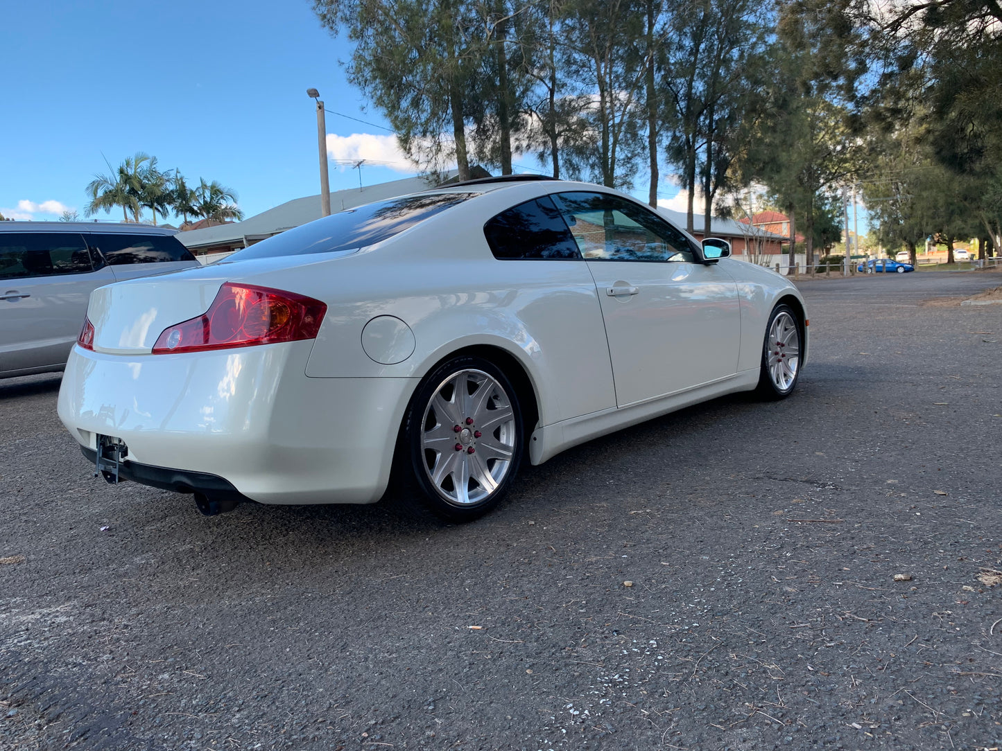 Nissan Skyline 350GT V35 Auto
