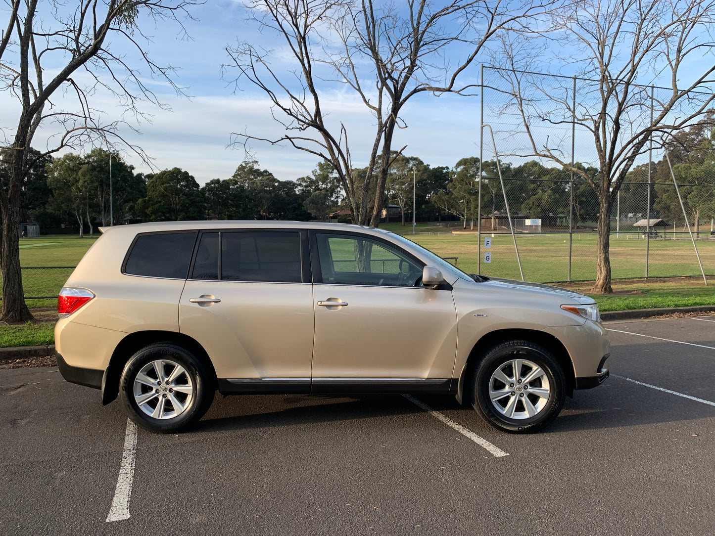 Toyota Kluger KX-R Auto 2WD