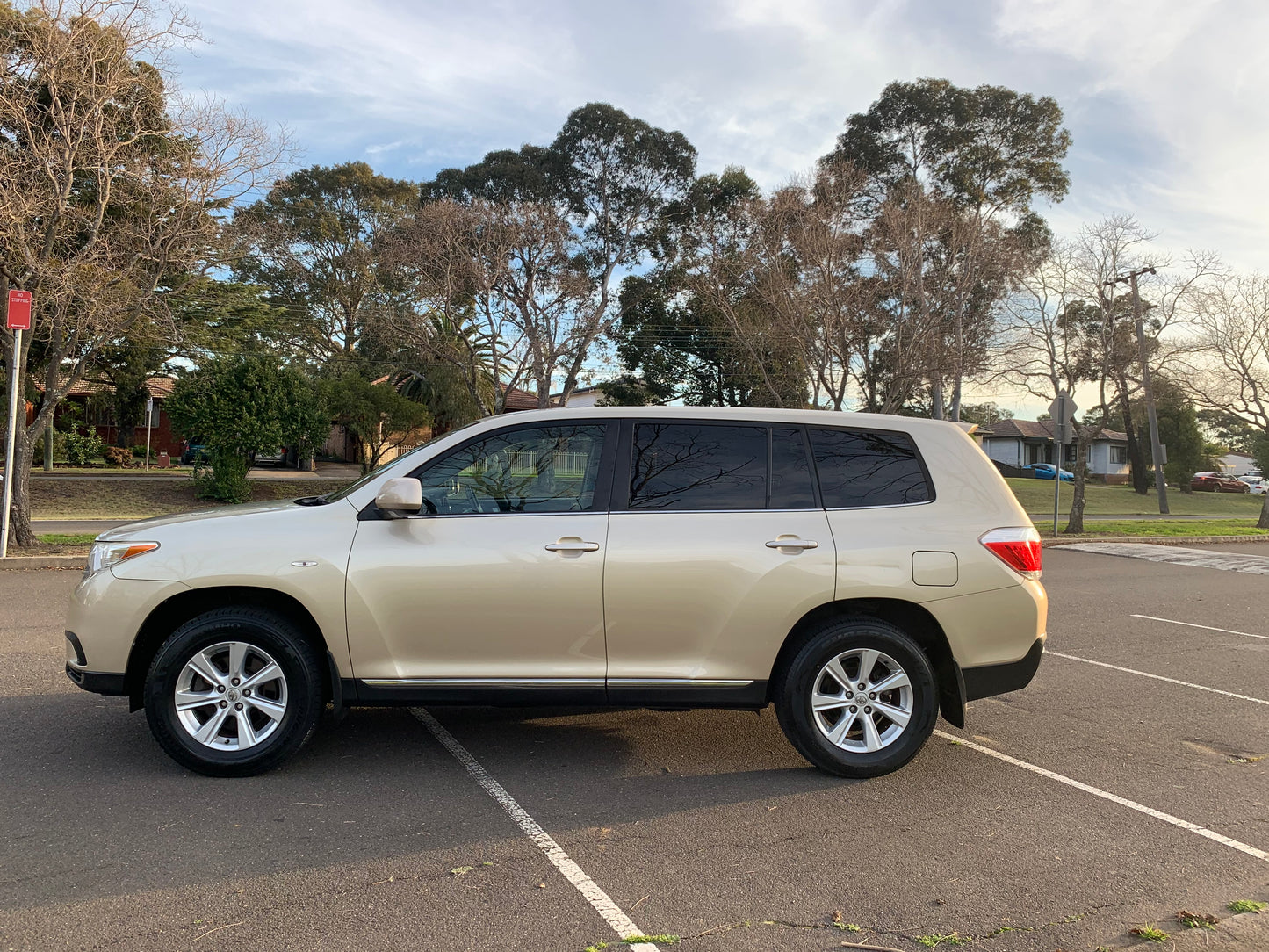 Toyota Kluger KX-R Auto 2WD
