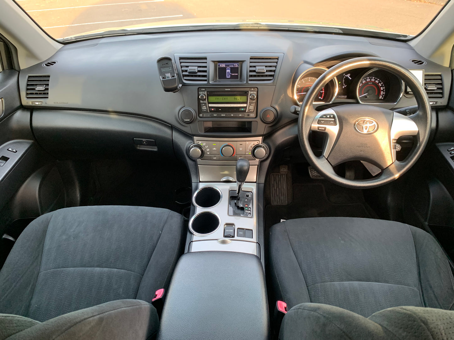 Toyota Kluger KX-R Auto 2WD