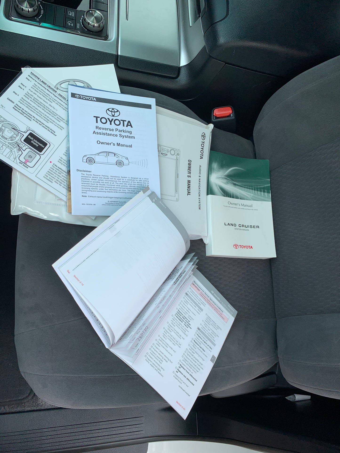 Toyota Landcruiser GXL 4x4