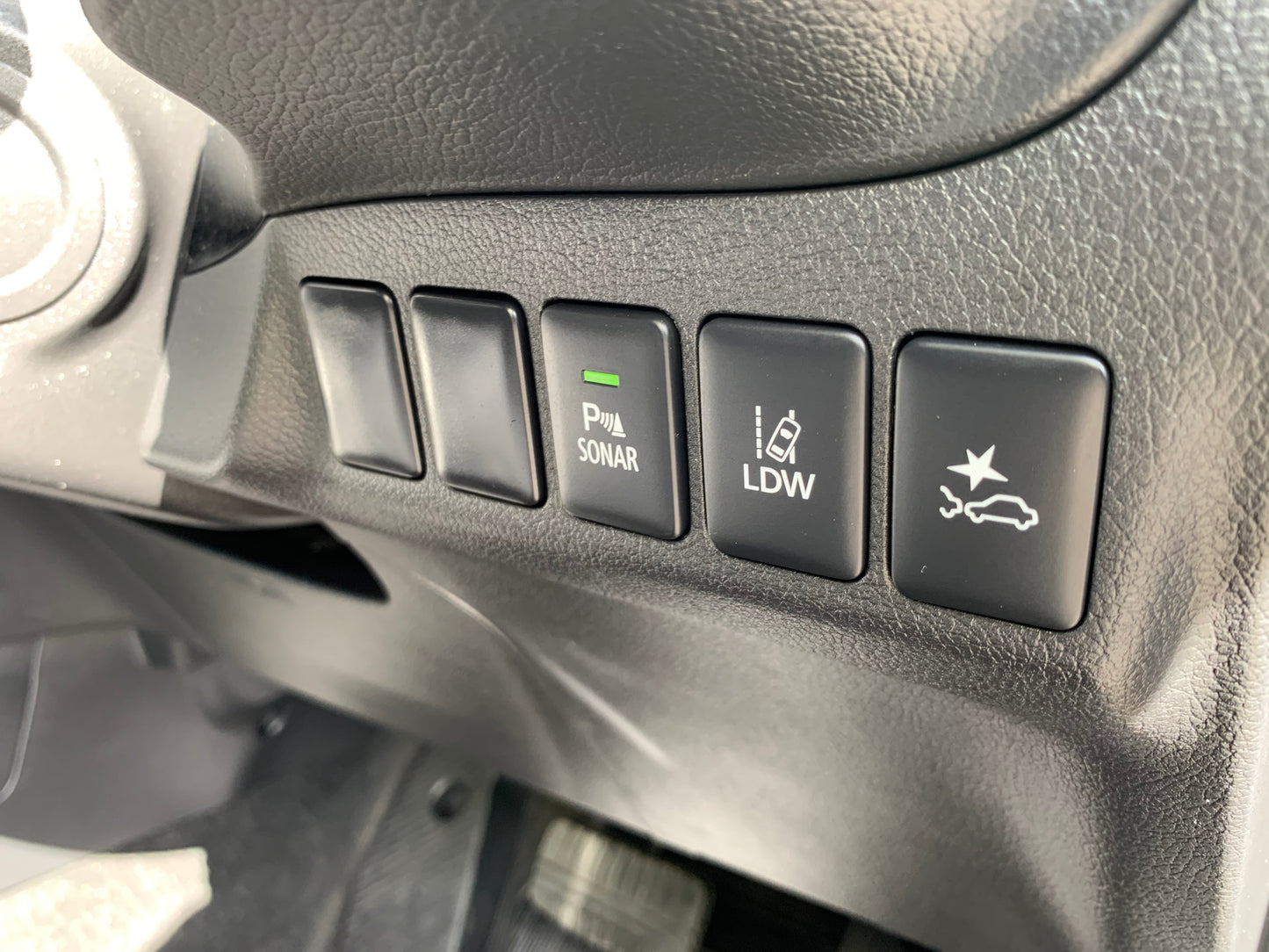 Mitsubishi Outlander LS - MY19