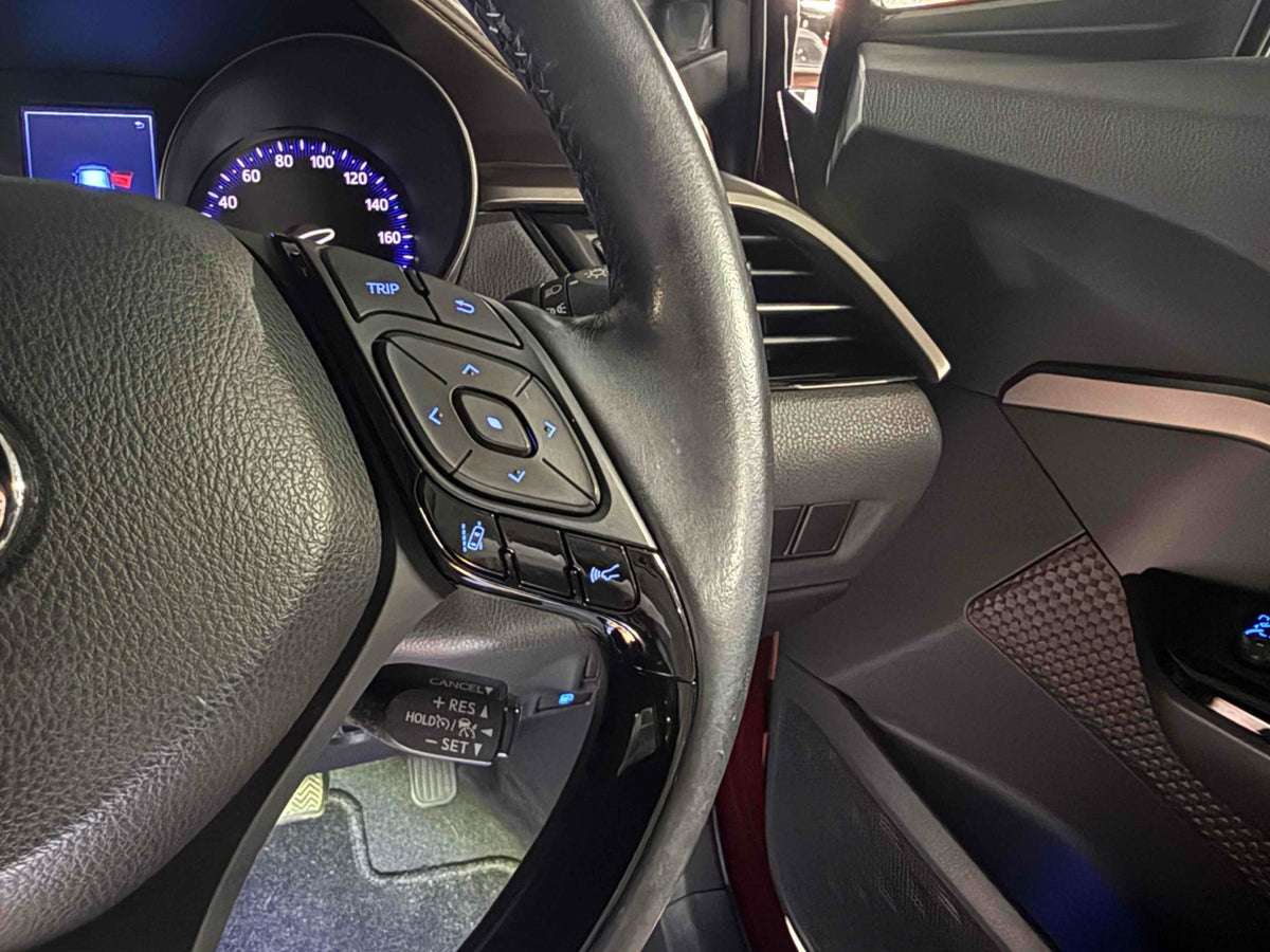 2018 Toyota C-HR G LED Edition – Wine
