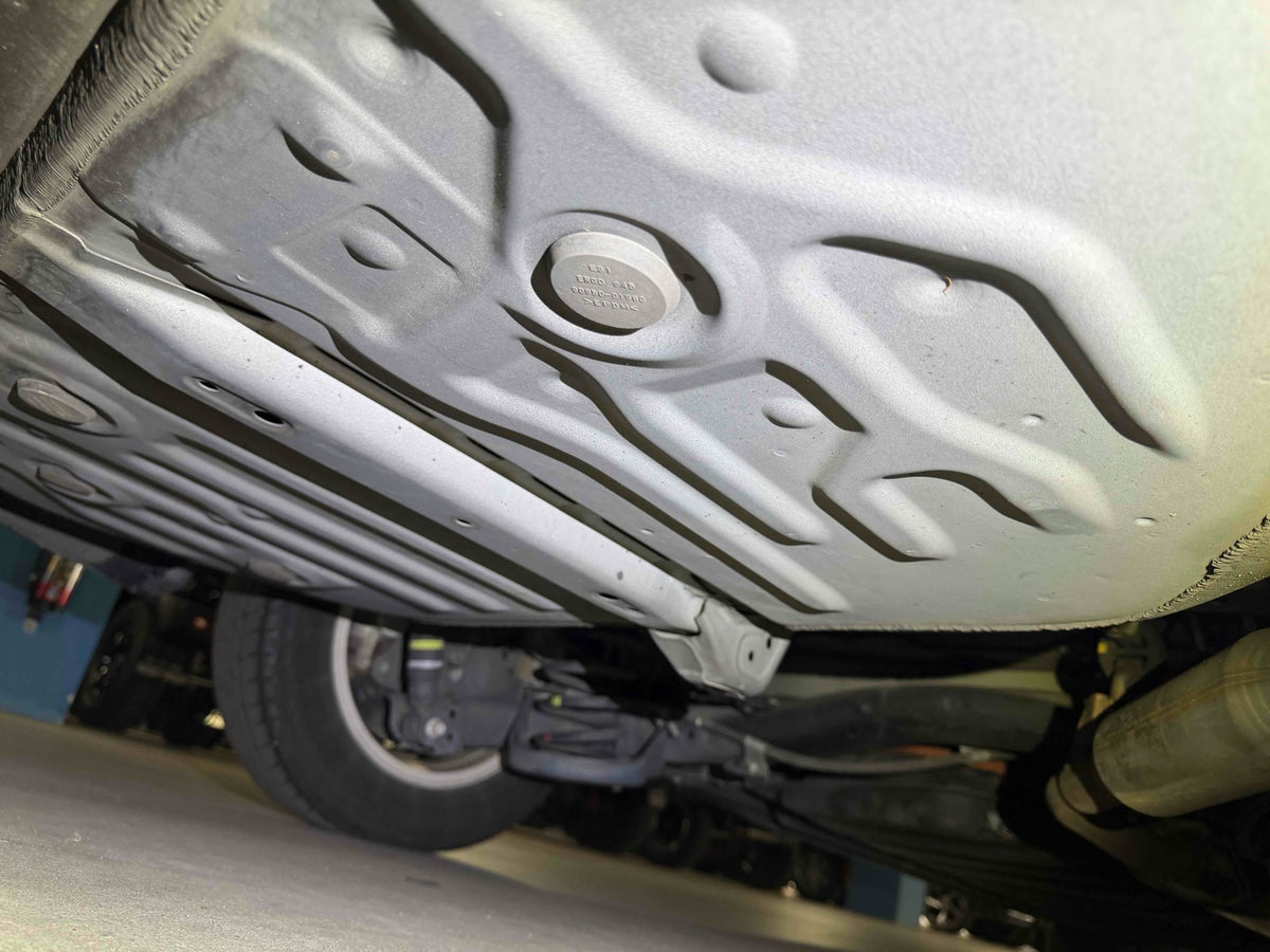 2015 Toyota Voxy Hybrid v