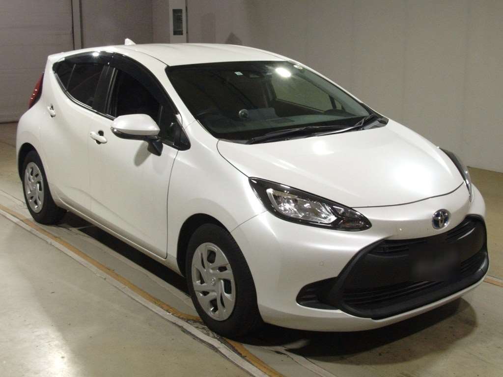 2021 Toyota Aqua X