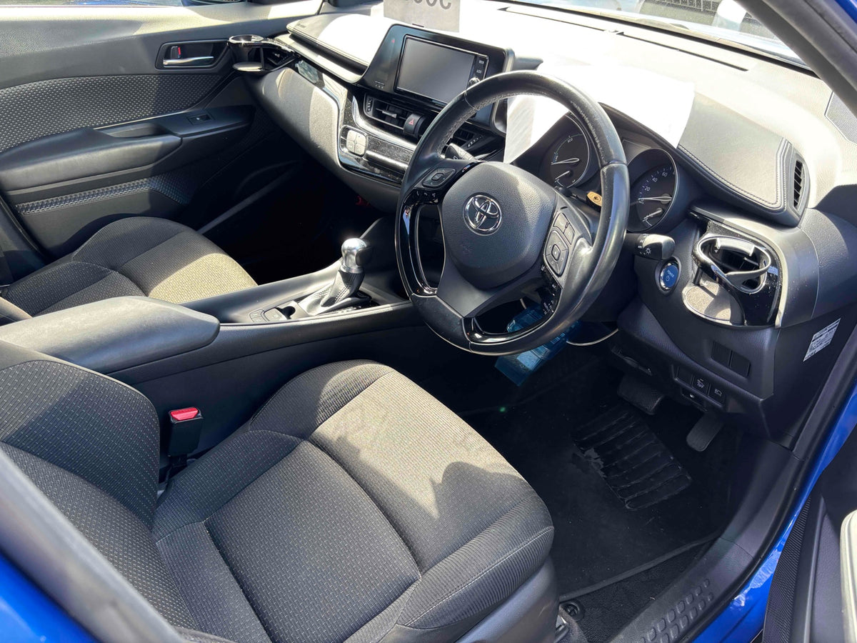 2018 Toyota C-HR S LED Package