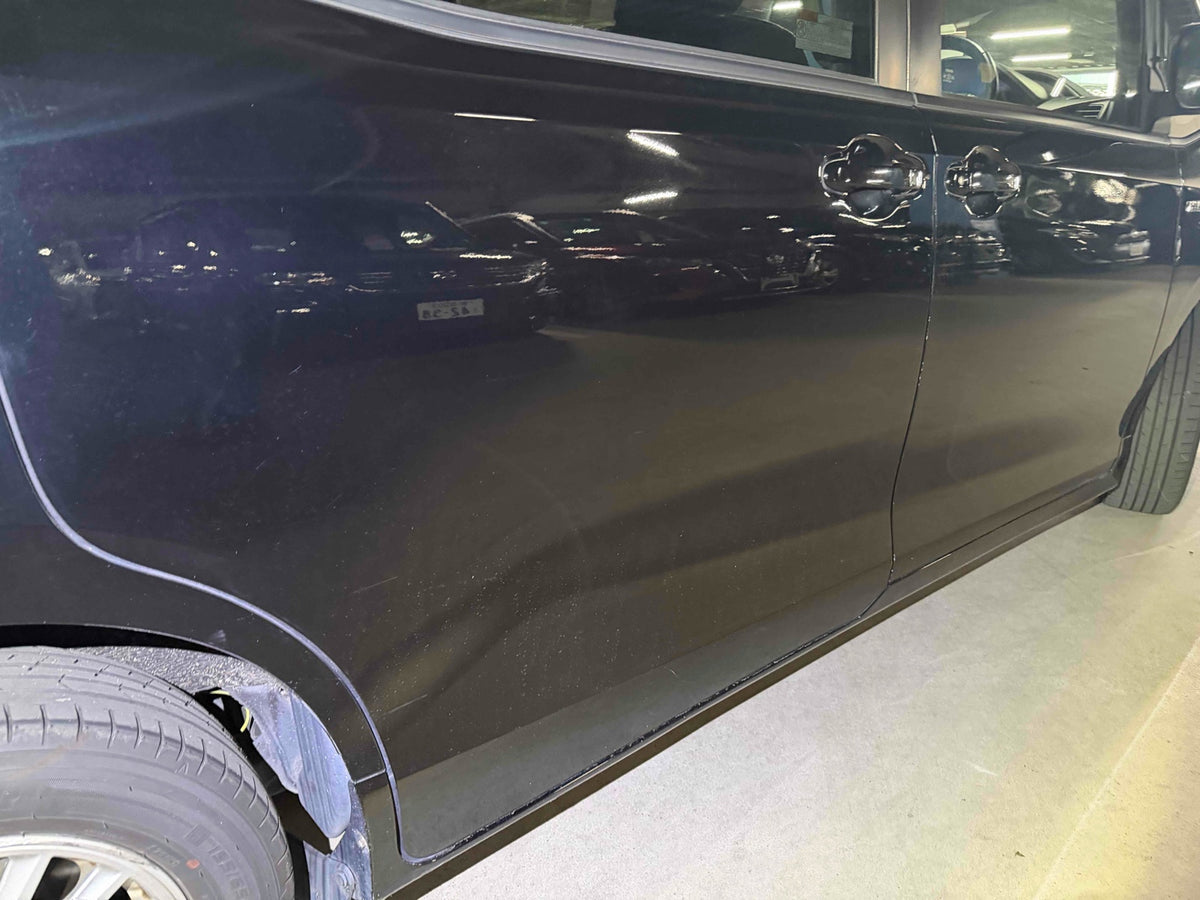 2015 Toyota Voxy Hybrid v