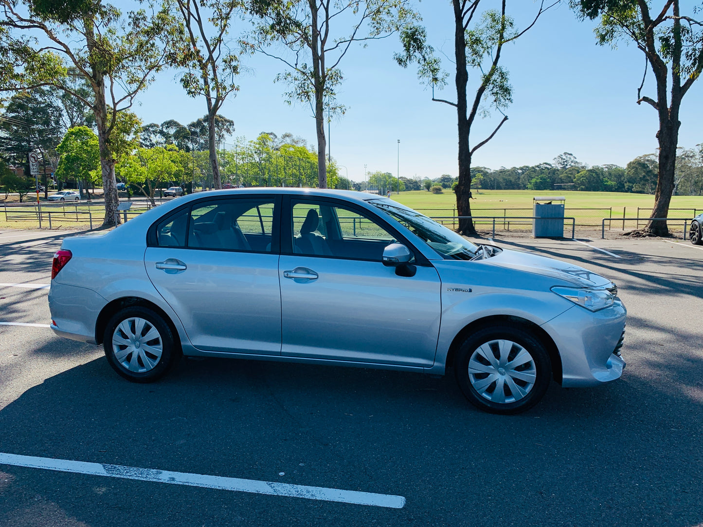 2017 Toyota Corolla Axio Hybrid