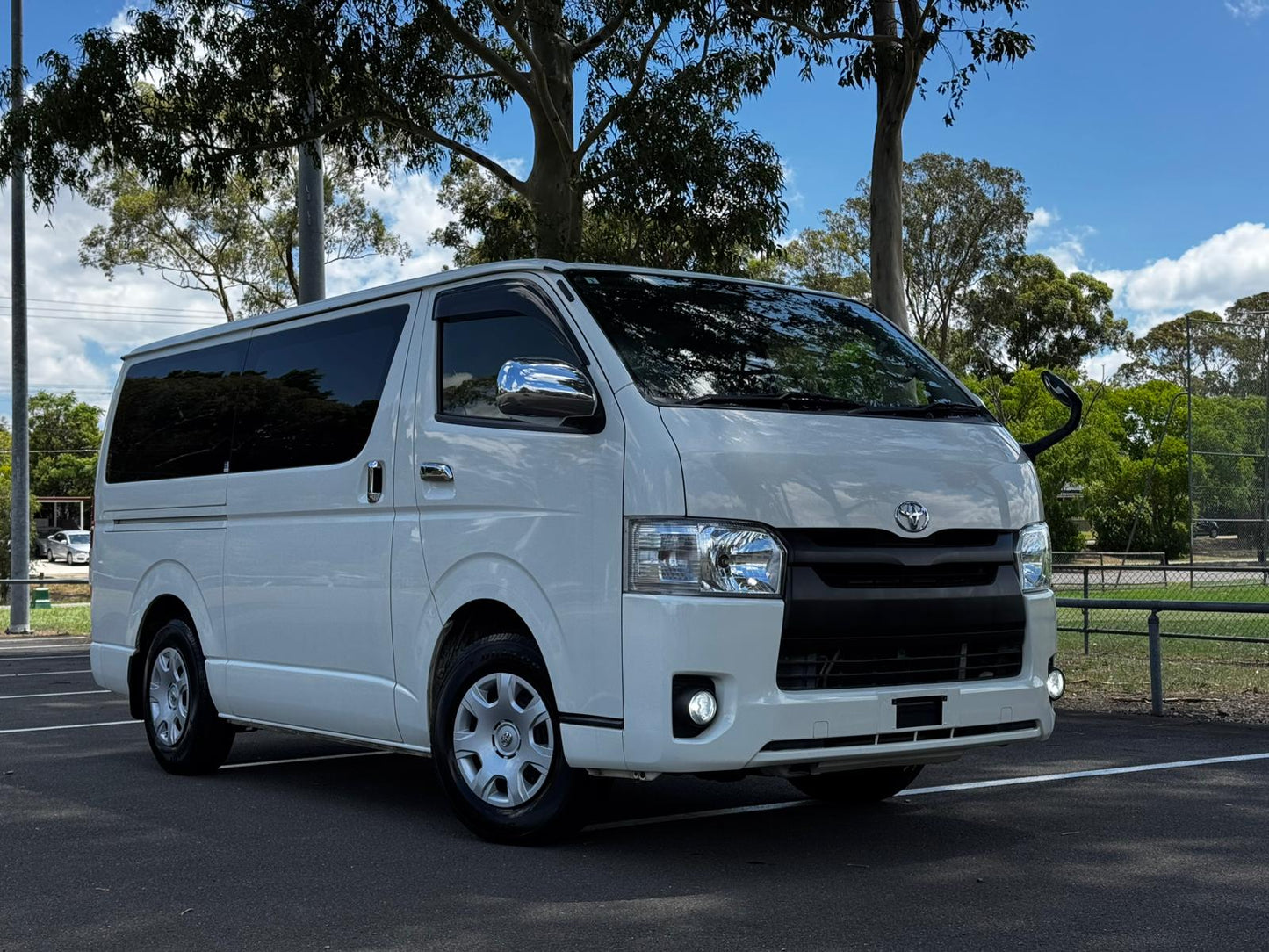 2016 Toyota Hiace GL Pack