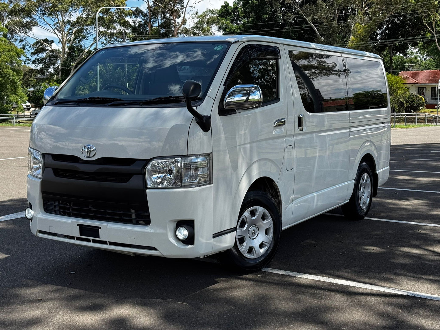2016 Toyota Hiace GL Pack