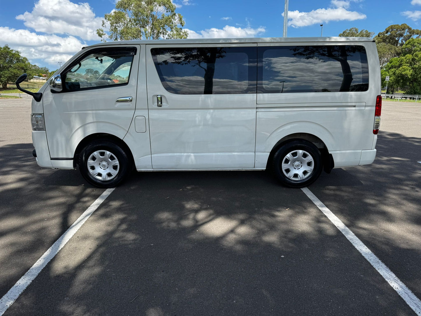 2016 Toyota Hiace GL Pack
