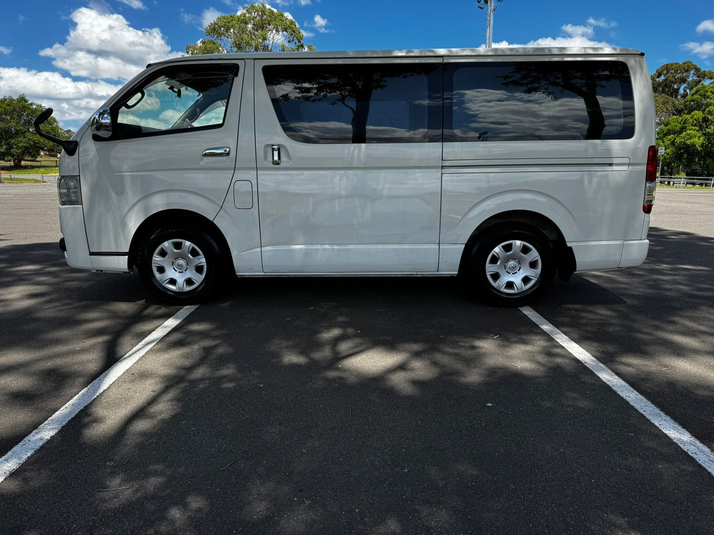 2016 Toyota Hiace GL Pack