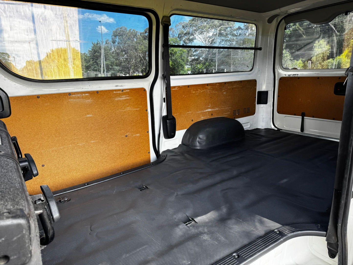2016 Toyota Hiace GL Pack
