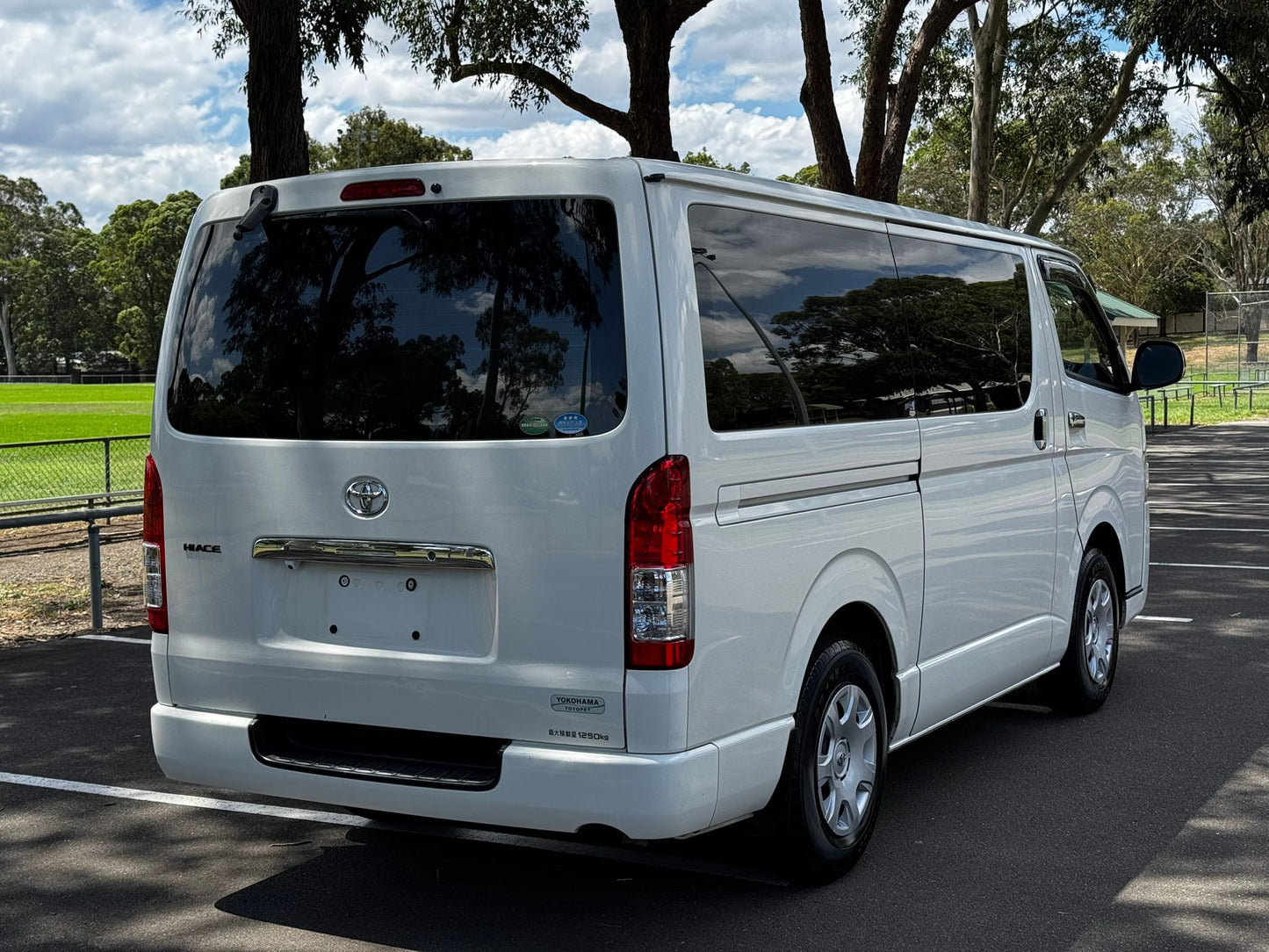 2016 Toyota Hiace GL Pack