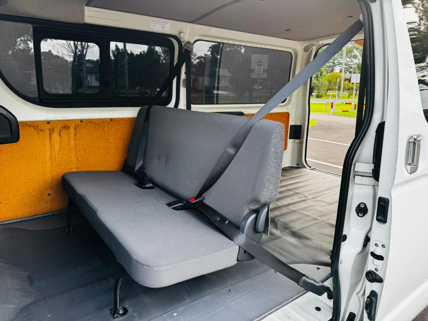 2016 Toyota Hiace