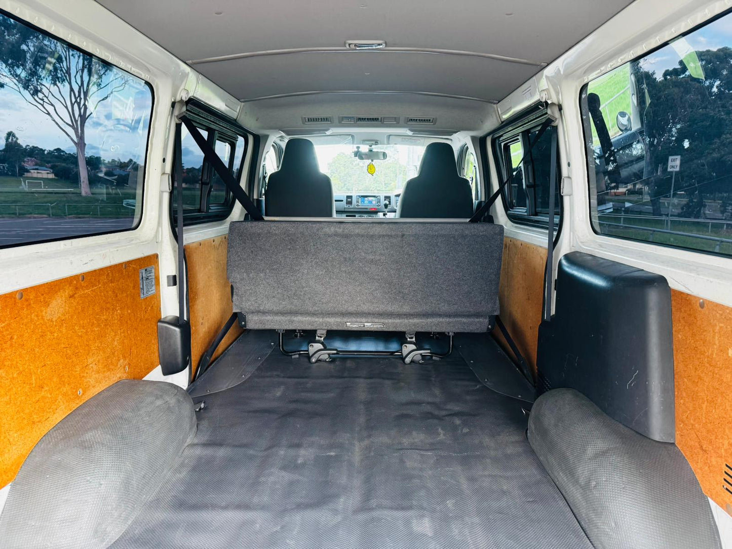 2016 Toyota Hiace