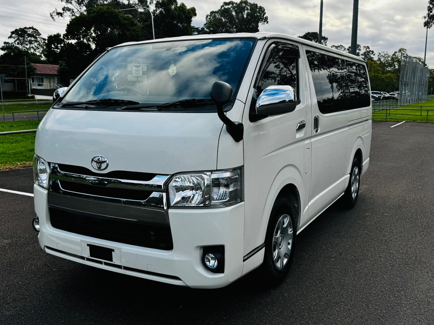 2016 Toyota Hiace