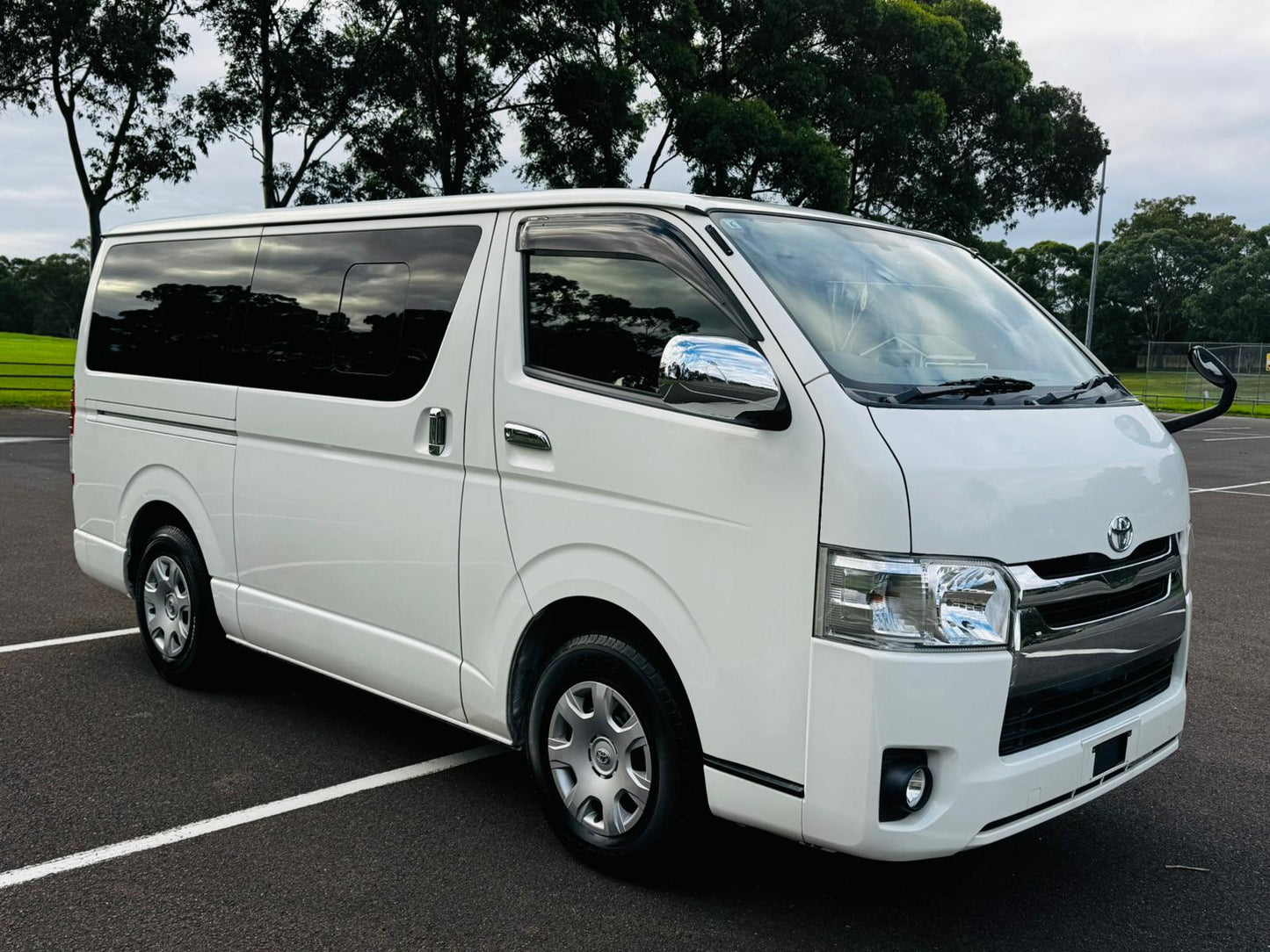 2016 Toyota Hiace