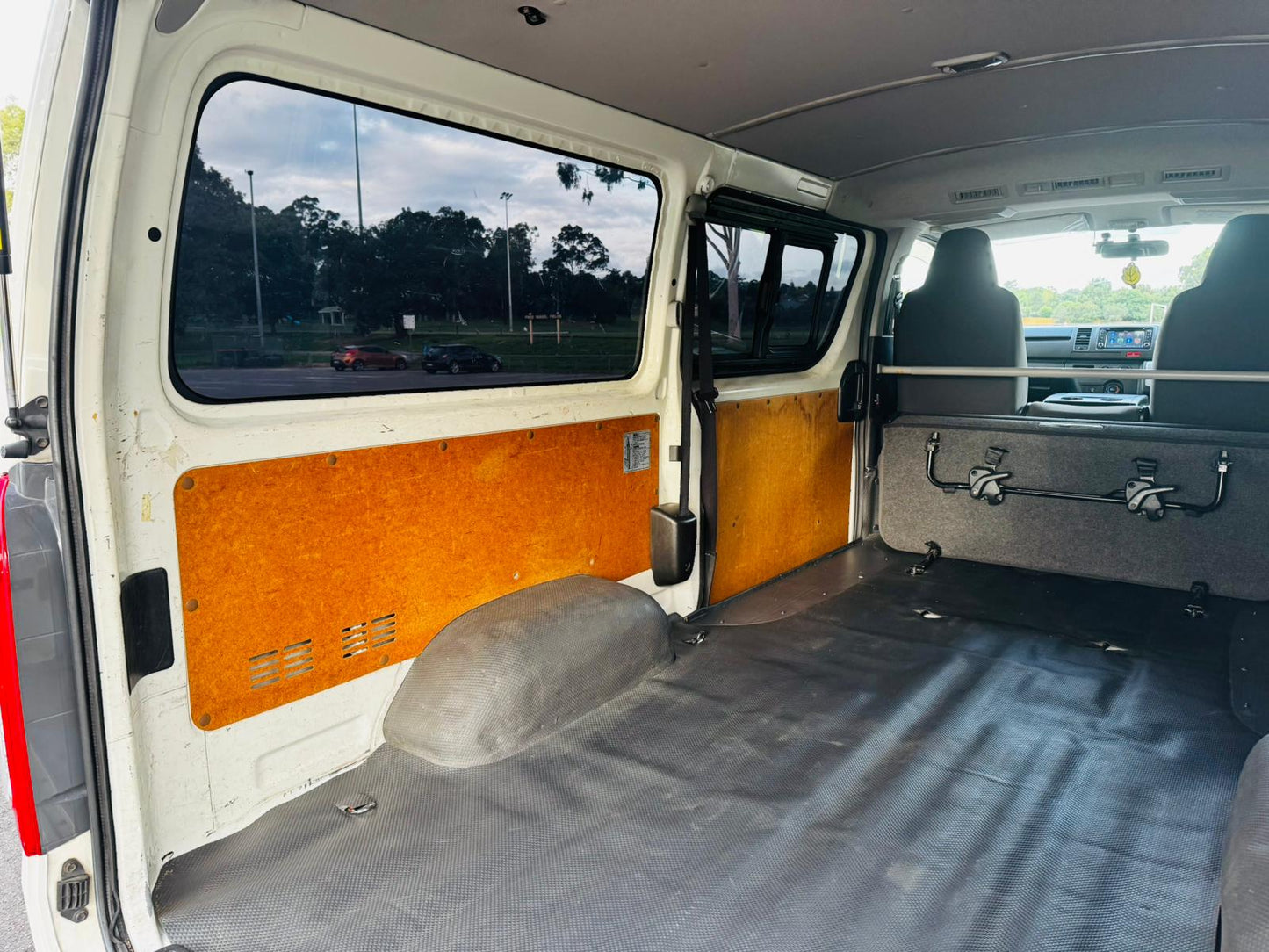 2016 Toyota Hiace