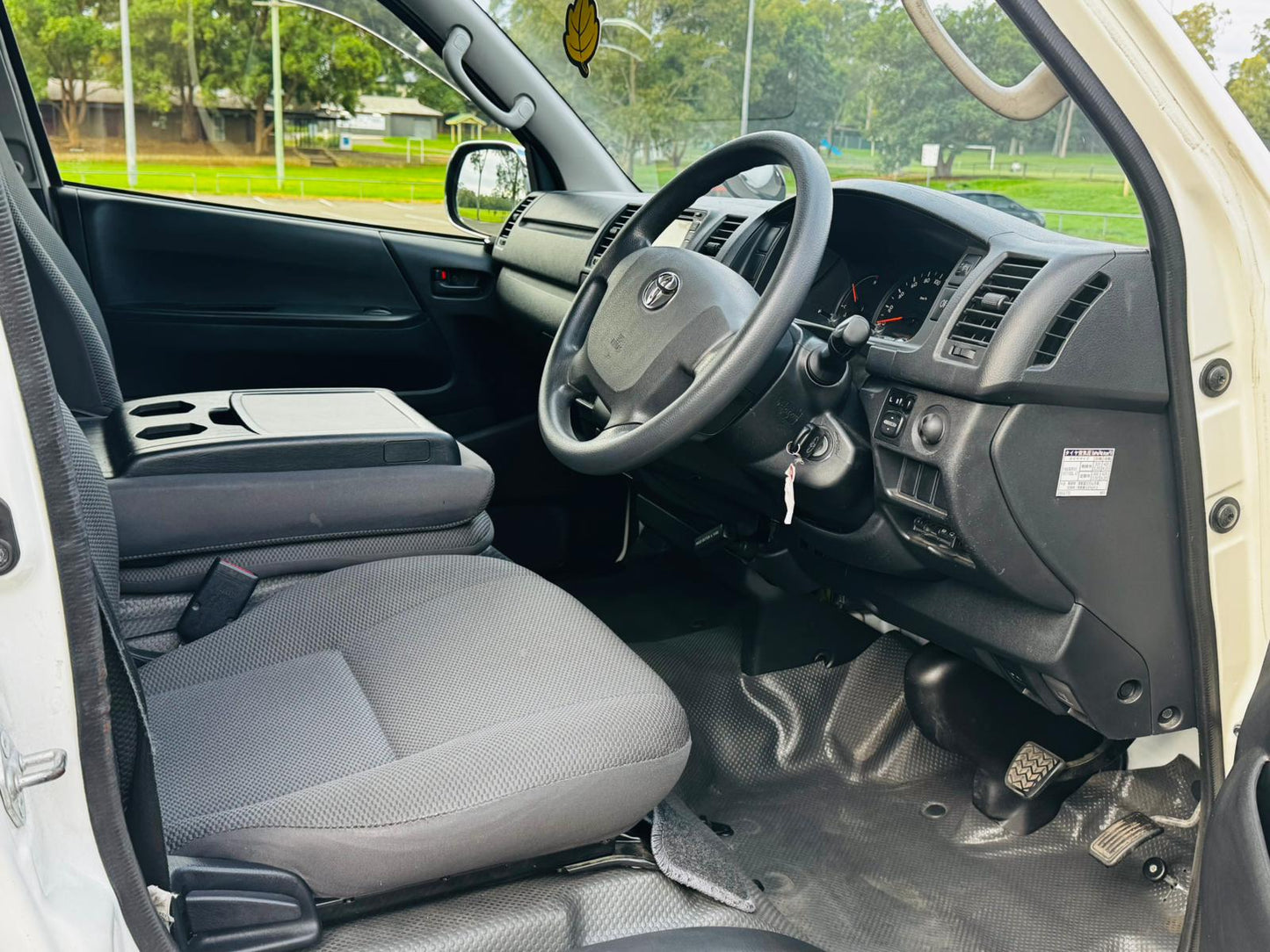 2016 Toyota Hiace
