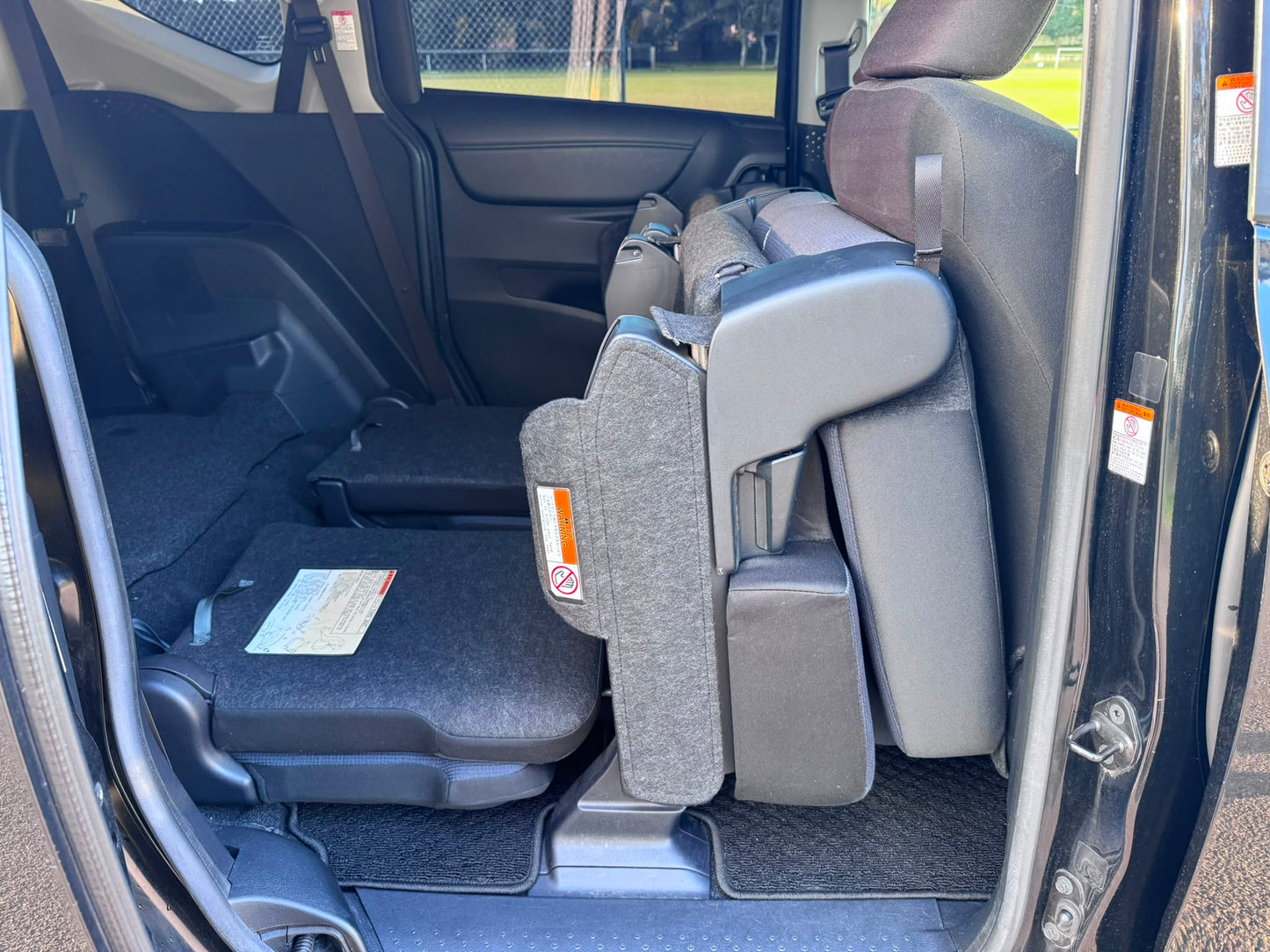 2015 Toyota Sienta Hybrid G Edition