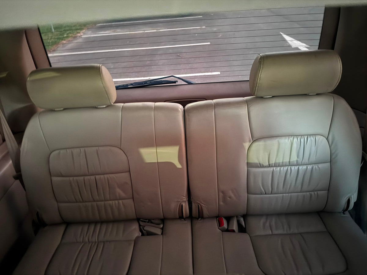 2001 Toyota Land Cruiser Cygnus V8 – 50th Anniversary Edition