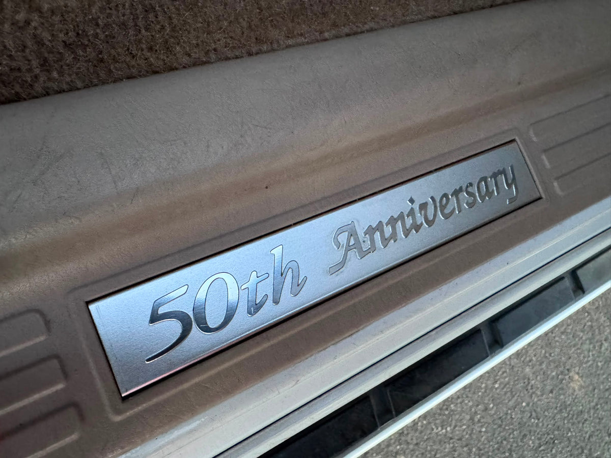 2001 Toyota Land Cruiser Cygnus V8 – 50th Anniversary Edition