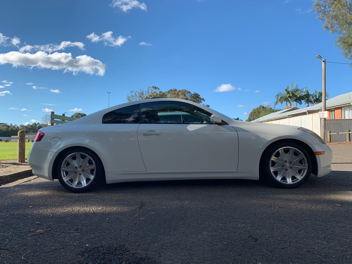 Nissan Skyline 350GT V35 Auto