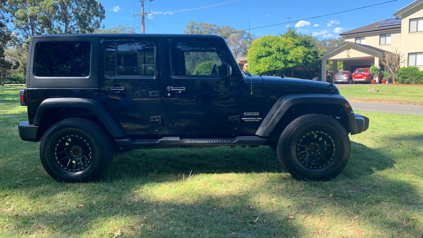 Jeep Wrangler Unlimited Sport (4x4) Diesel