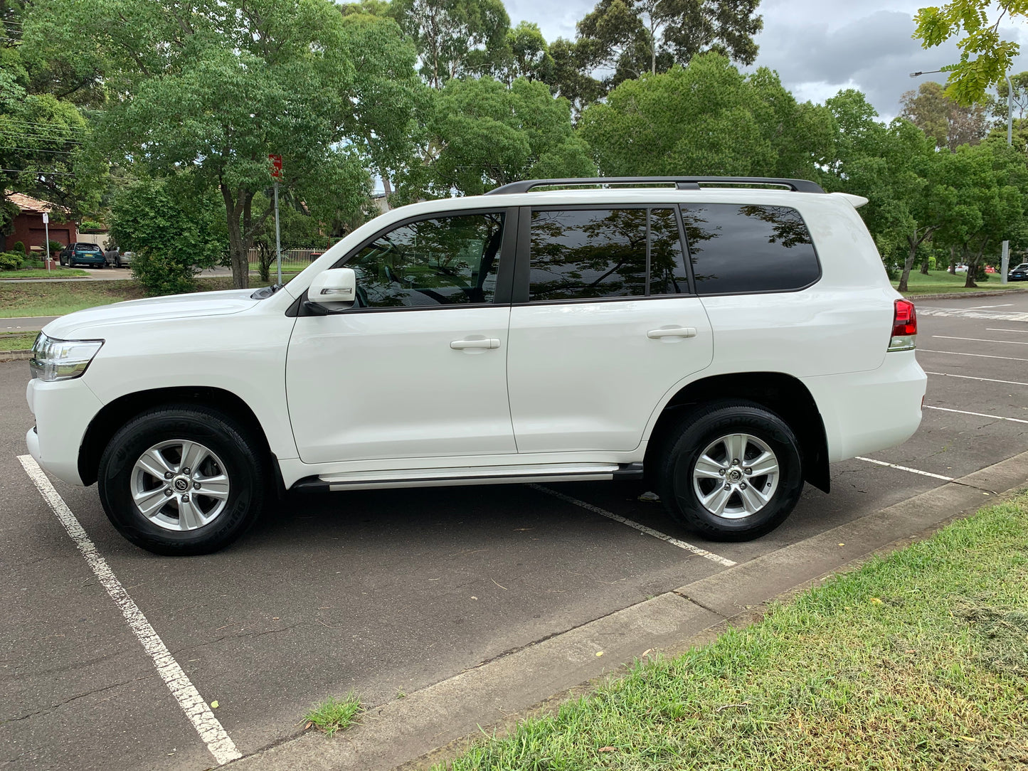 Toyota Landcruiser GXL 4x4