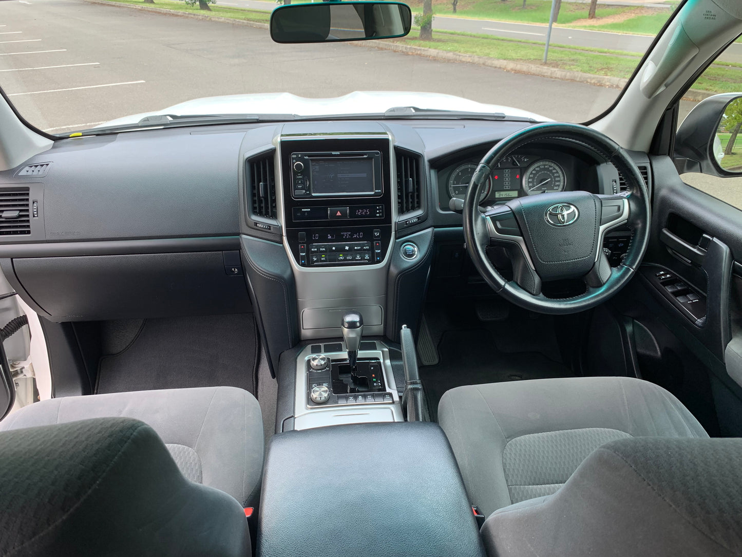 Toyota Landcruiser GXL 4x4