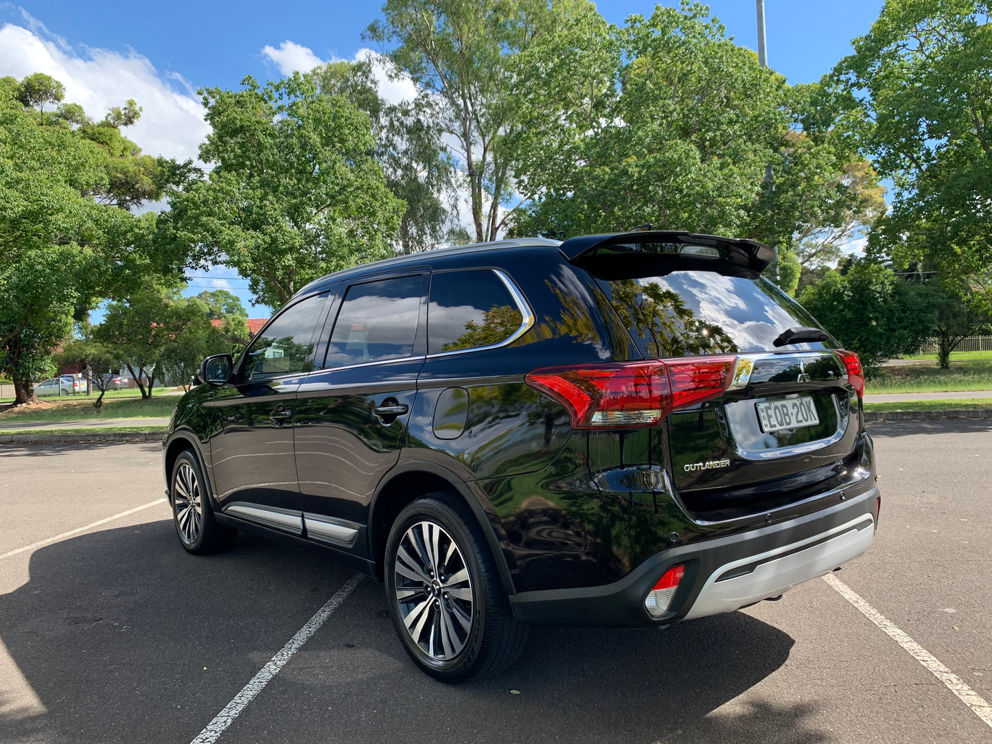 Mitsubishi Outlander LS - MY19
