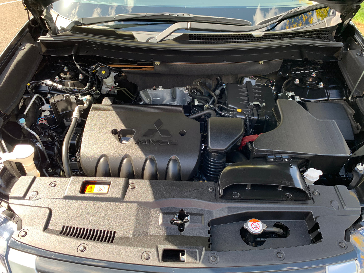 Mitsubishi Outlander LS - MY19