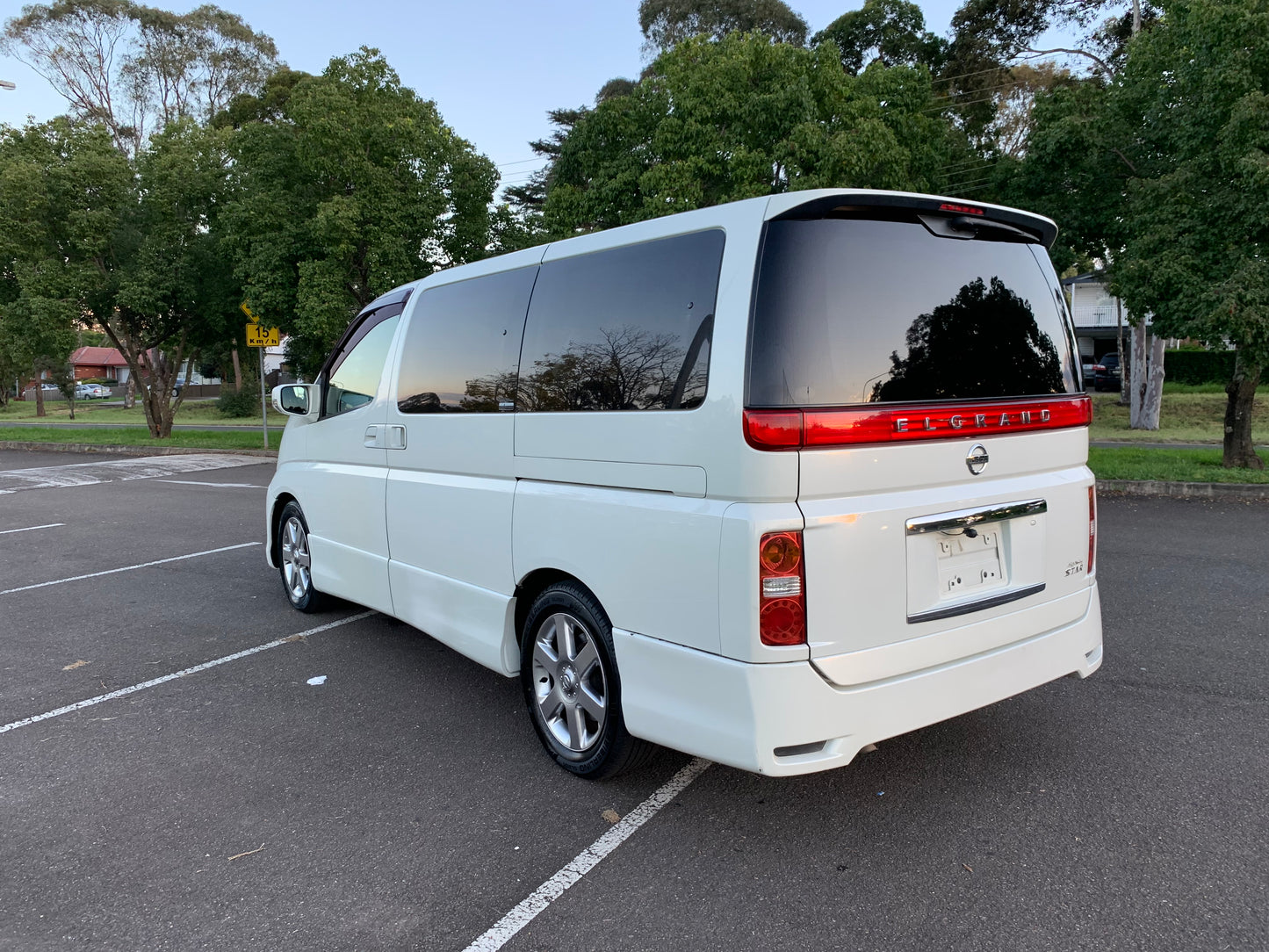Nissan Elgrand Highway Star