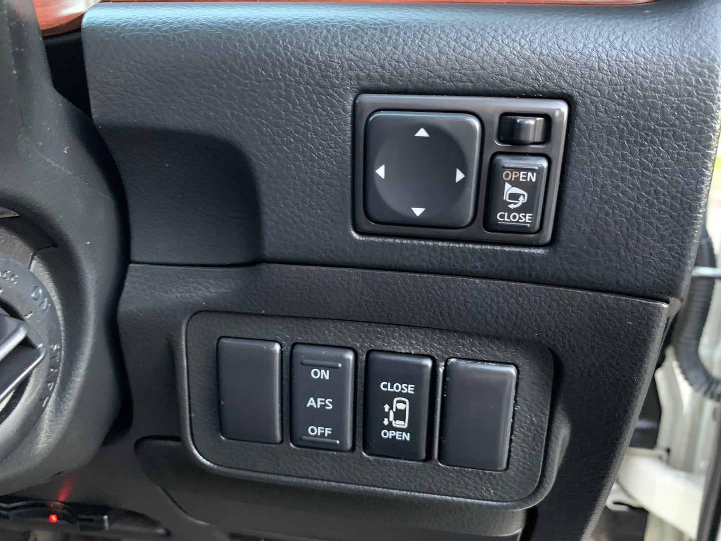 Nissan Elgrand Highway Star