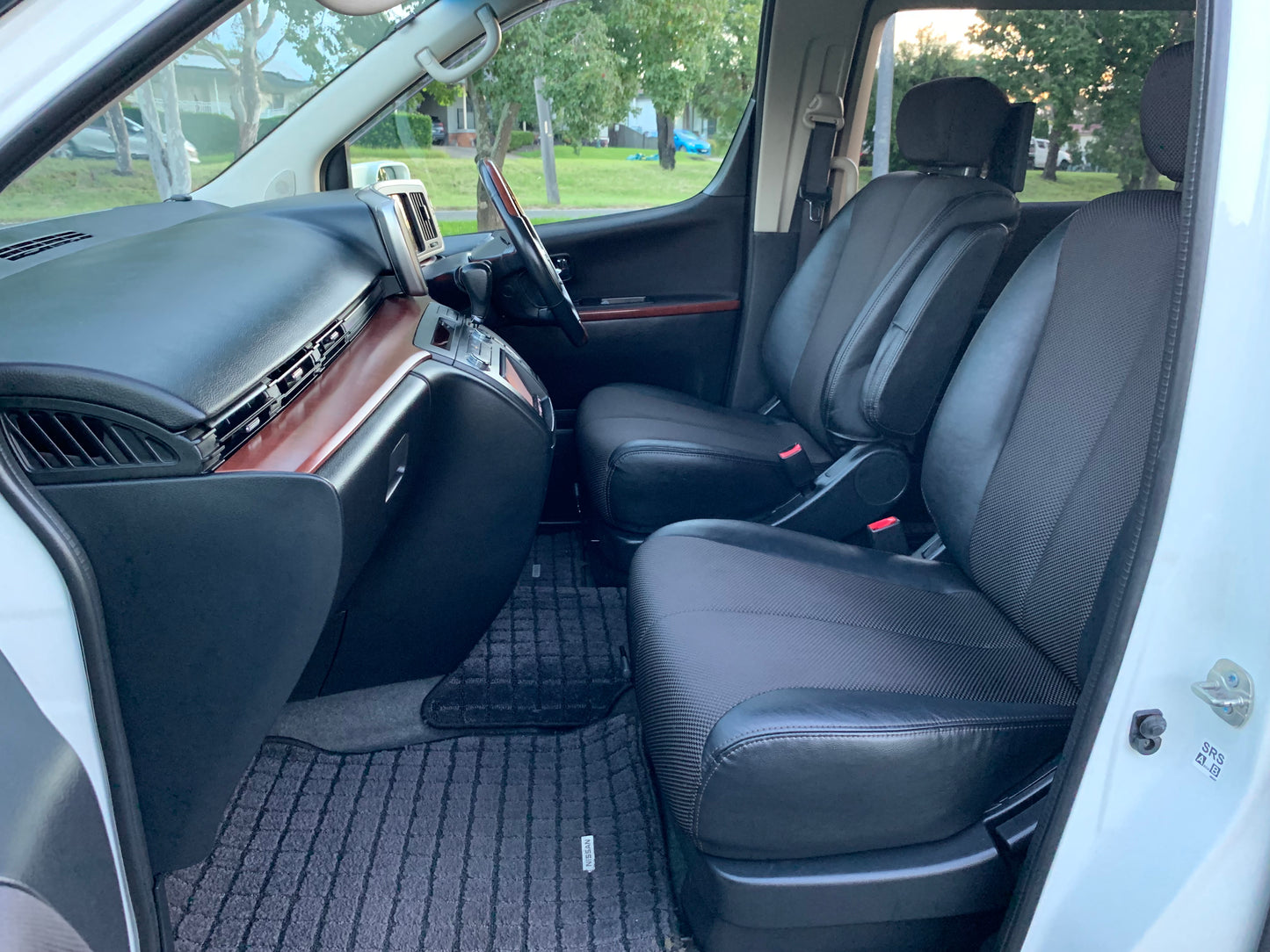 Nissan Elgrand Highway Star
