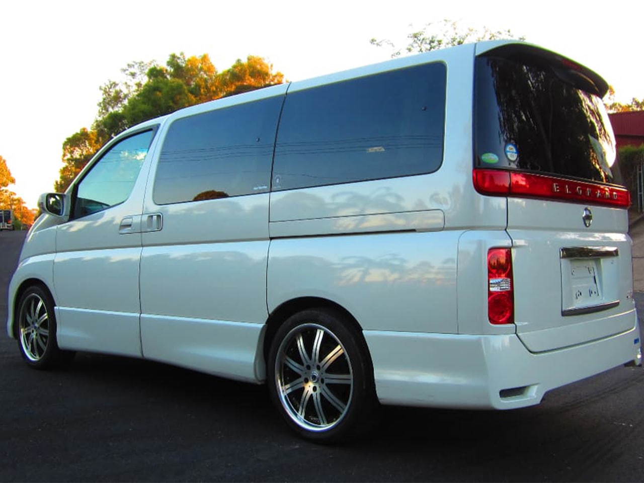 Nissan Elgrand Highway Star