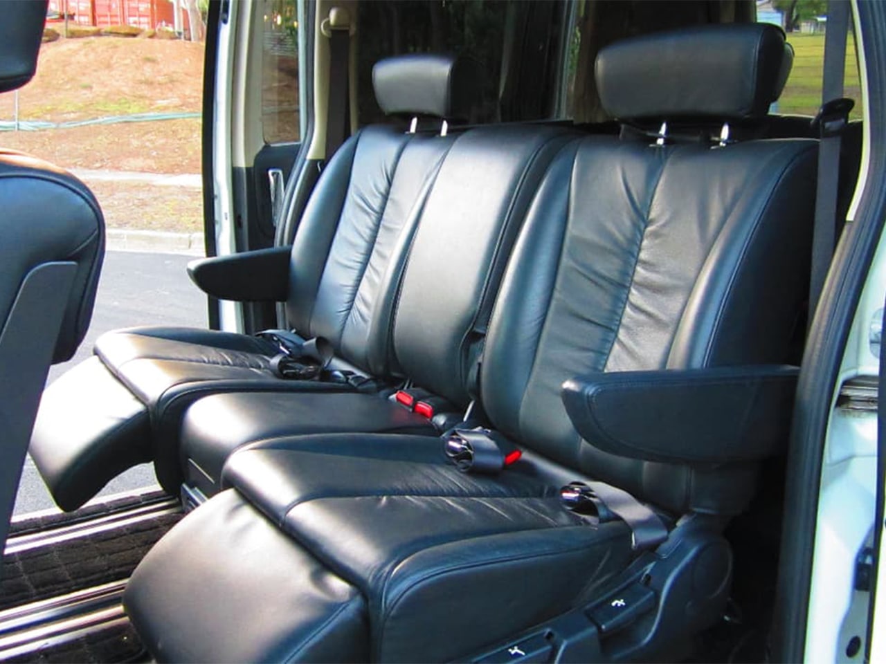 Nissan Elgrand Highway Star