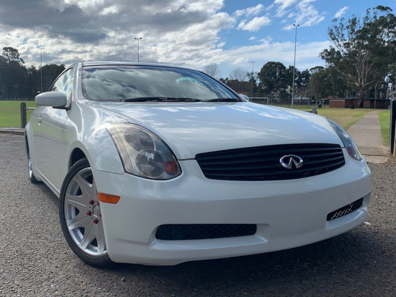 Nissan Skyline 350GT V35 Auto